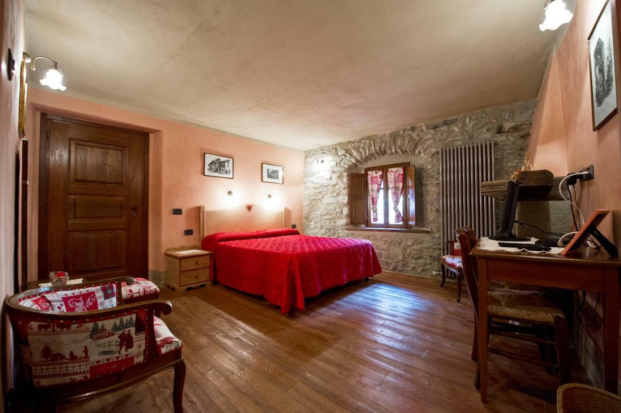 La Maison Des Vignerons Chambres D'Hotes B&B Donnaz ภายนอก รูปภาพ