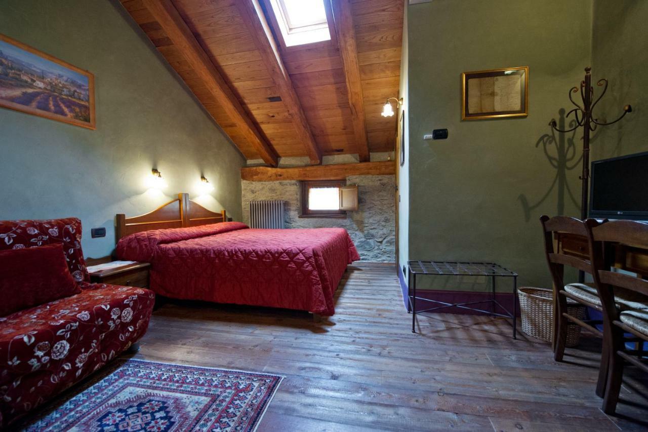 La Maison Des Vignerons Chambres D'Hotes B&B Donnaz ภายนอก รูปภาพ